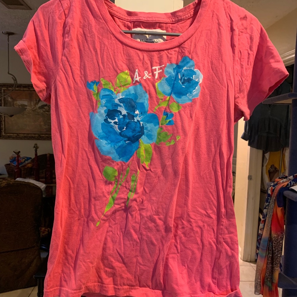 Abercrombie t shirt